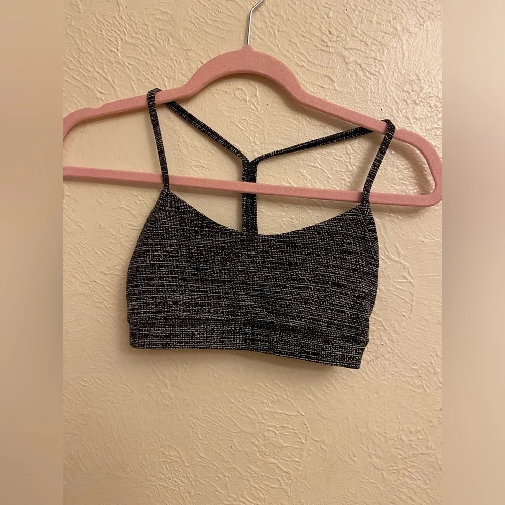 Lululemon bra / top